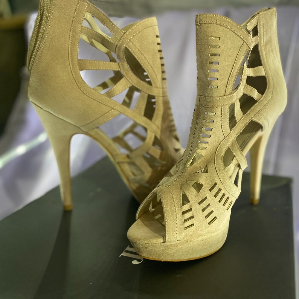 Rynter - Nude - size 11